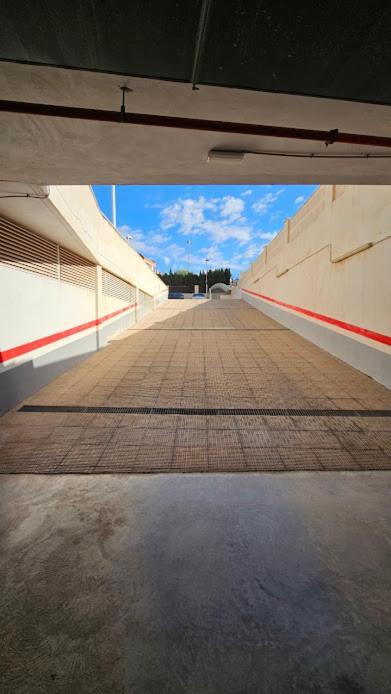 Esmeralda Suites Sunrise Con Piscina Calp Exterior foto