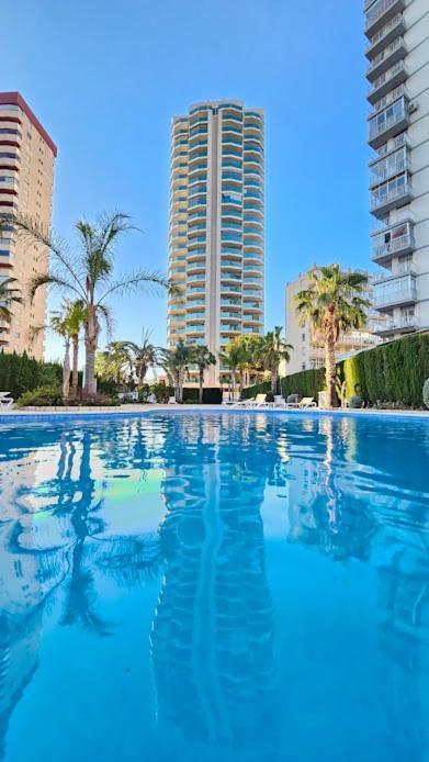 Esmeralda Suites Sunrise Con Piscina Calp Exterior foto